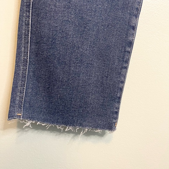 GOOD AMERICAN Blue Raw Distressed Good Curve Straight Leg Denim Jeans Size 6 NWT - Picture 8 of 16